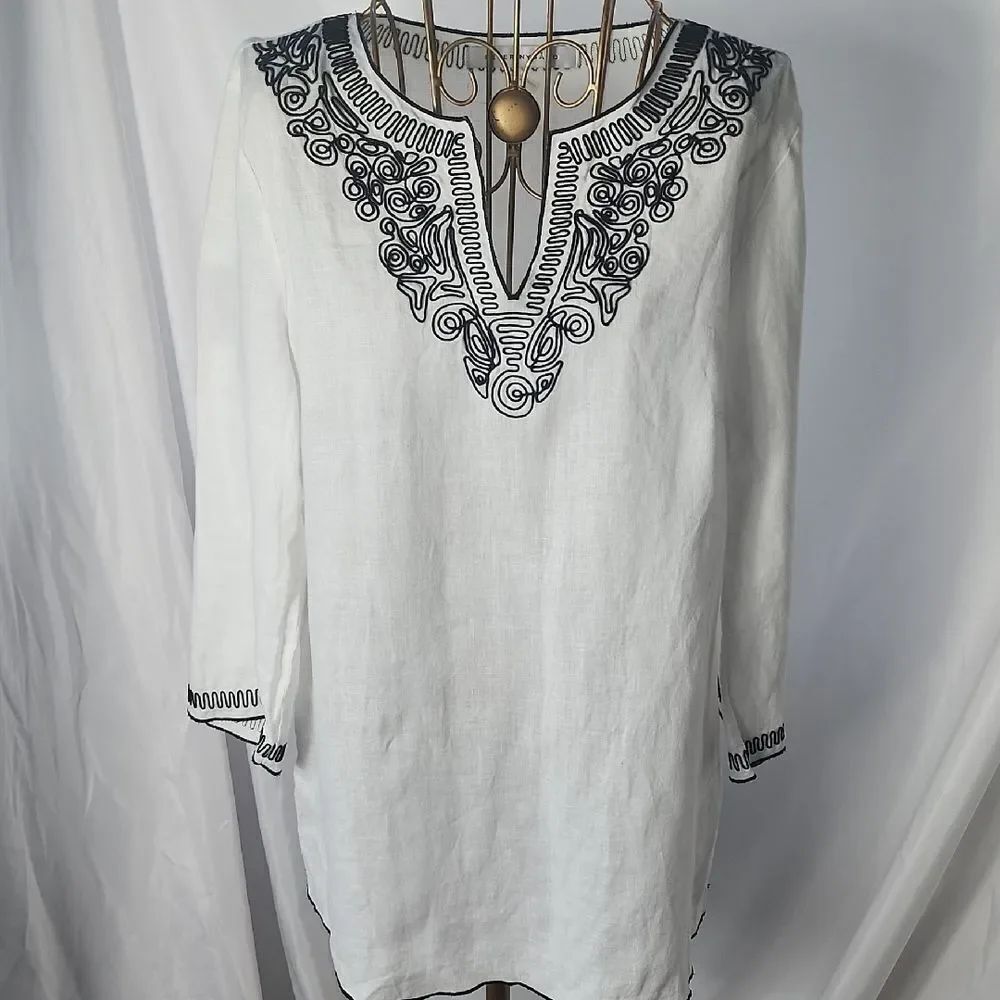 Linen White Tunic Size 6 With 3/4 Sleeves Black Piping